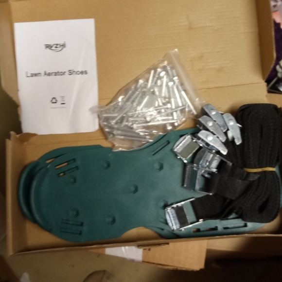 Aerator Lawn Shoes NIB Spikes Garden Shoes - Picture 1 of 4